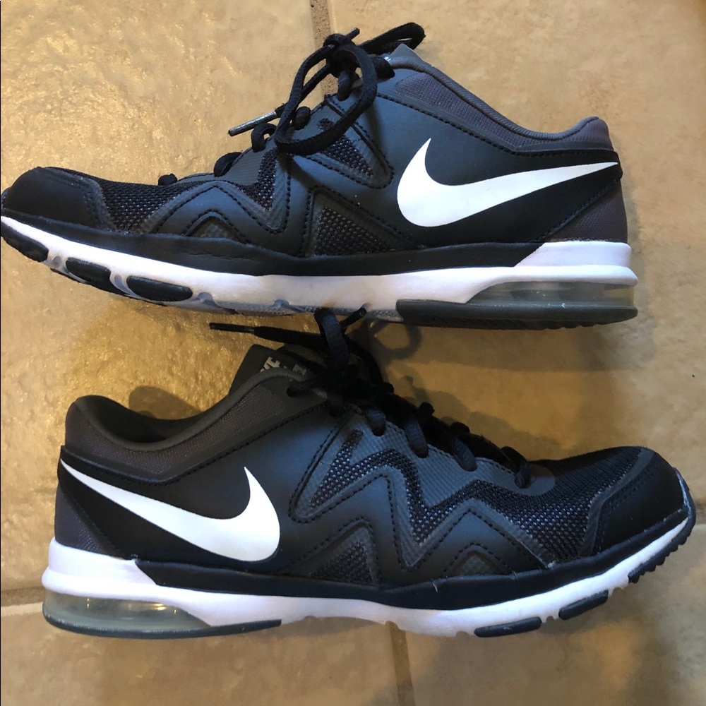 Nike Sneakers Sculpt TR2